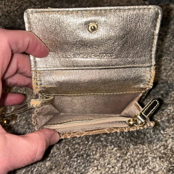 Michael Kors Snakeskin Wallet With Keychain - Picture 4 of 4